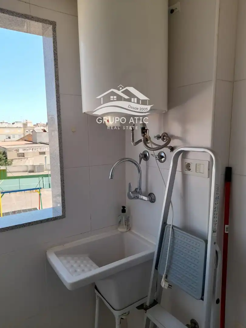 Bathroom of Flat for rent in Burriana / Borriana  with Heating, Terrace and Swimming Pool