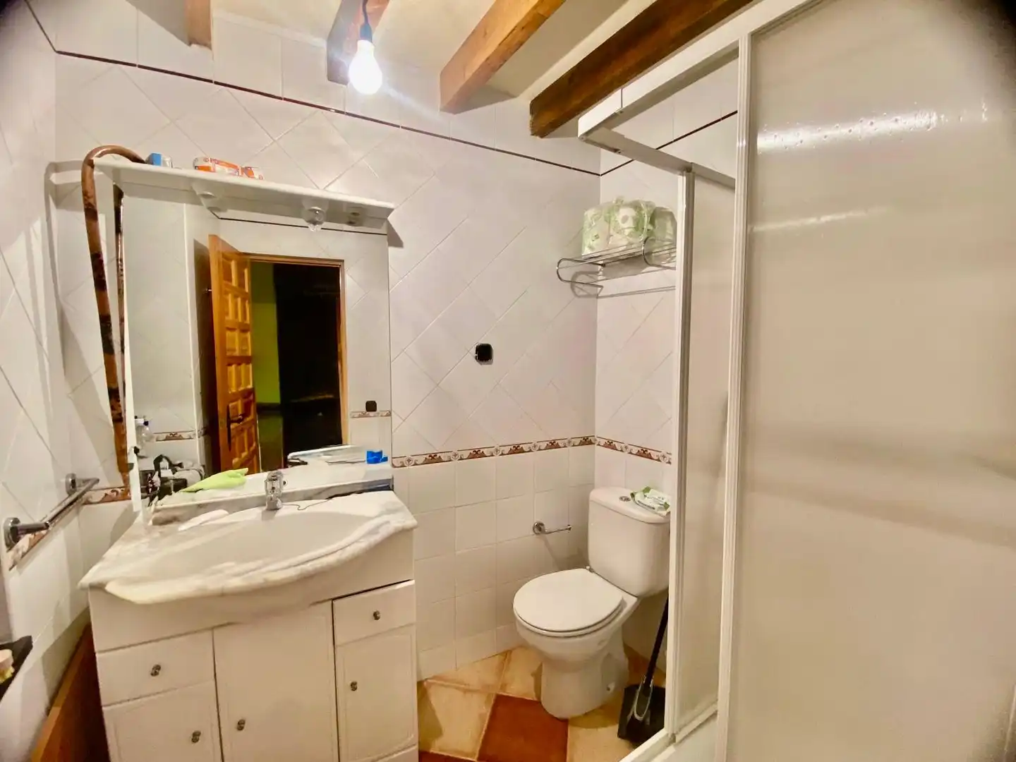 Baño de Finca rústica en venta en Soto de la Vega con Calefacción, Jardín privado y Parquet