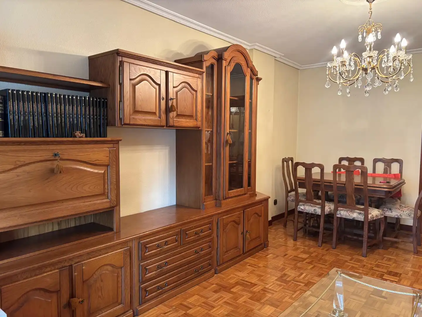 Sala de estar de Piso de alquiler en  Pamplona / Iruña con Calefacción, Parquet y Amueblado
