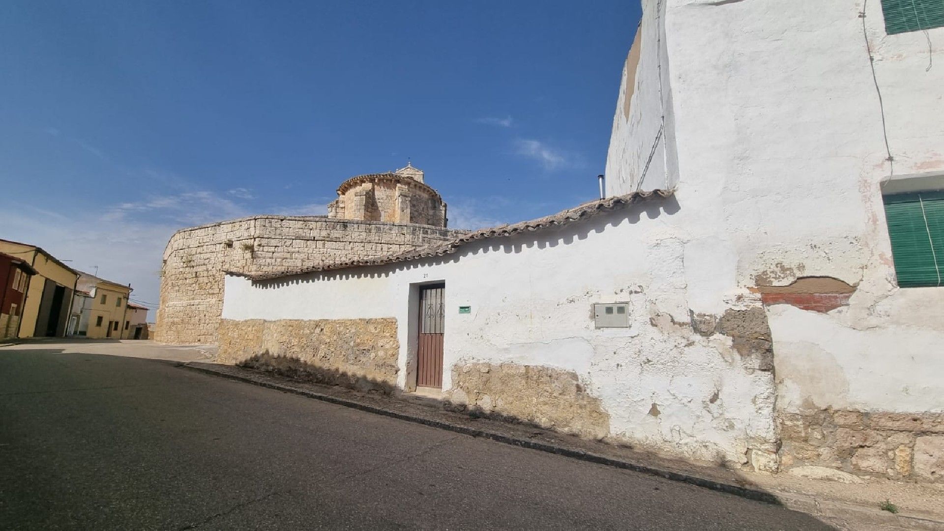 Vista exterior de Casa o xalet en venda en Valdeolmillos amb Calefacció i Moblat