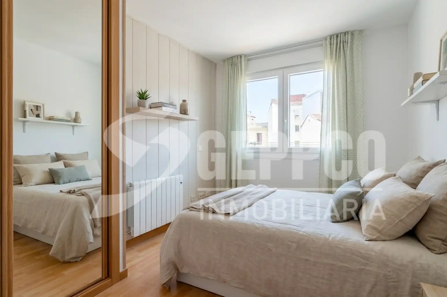 Habitación de Piso en venta en Madrid con Aire acondicionado y Calefacción