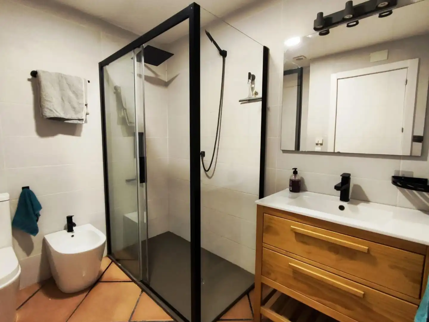 Bathroom of Flat for sale in Bétera  with Air Conditioner, Private garden and Terrace