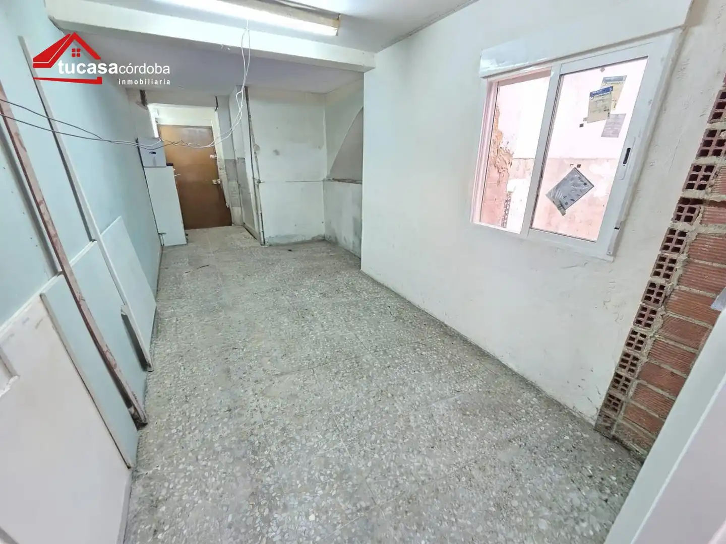 Ground floor for sale in Córdoba  with Storage room