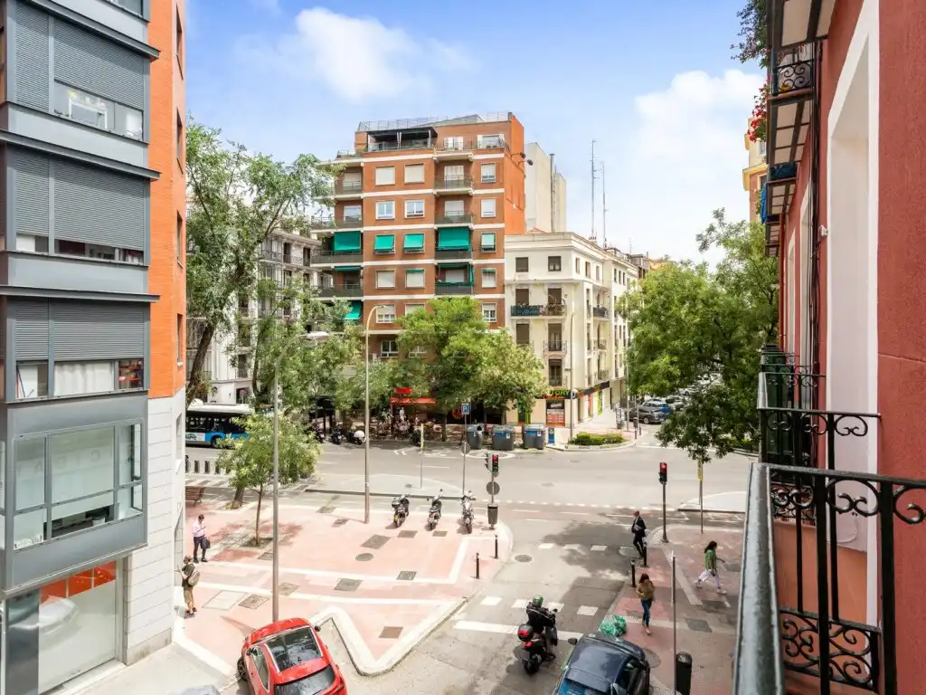 Piso con ascensor en alquiler en Calle Santa Engracia, imagen 14
