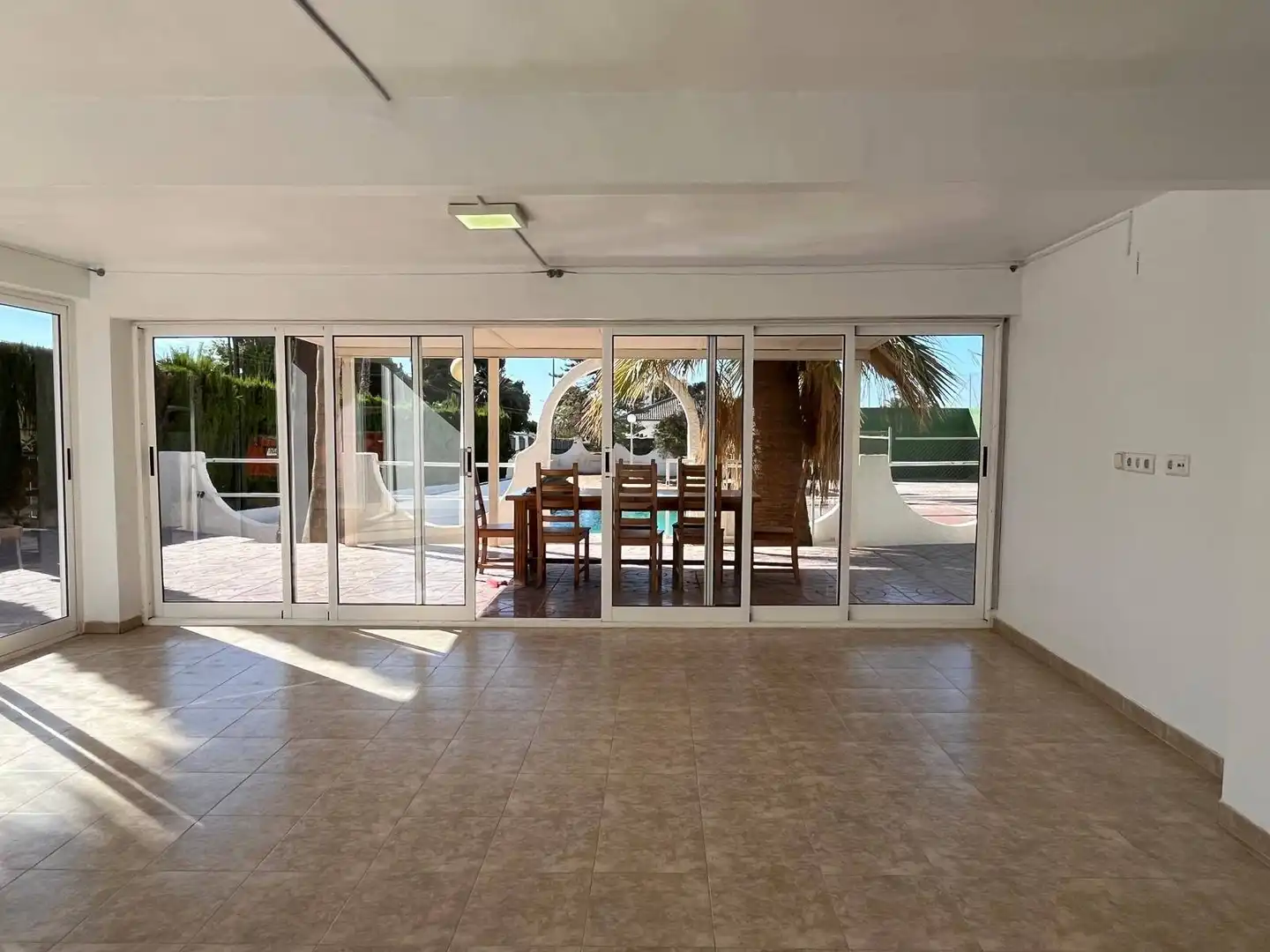 Casa o chalet en venta en Elche / Elx con Aire acondicionado, Jardín privado y Trastero