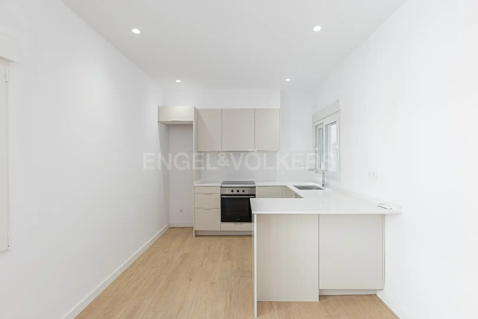 Cocina de Piso en venta en Barcelona con Aire acondicionado, Calefacción y Parquet
