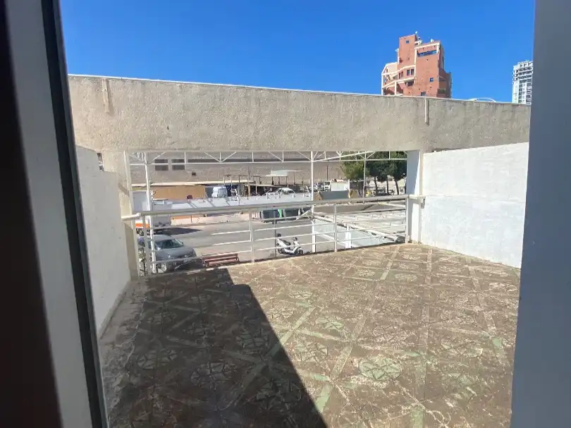 Außenansicht von Geschaftsraum zur Miete in Calpe / Calp mit Terrasse
