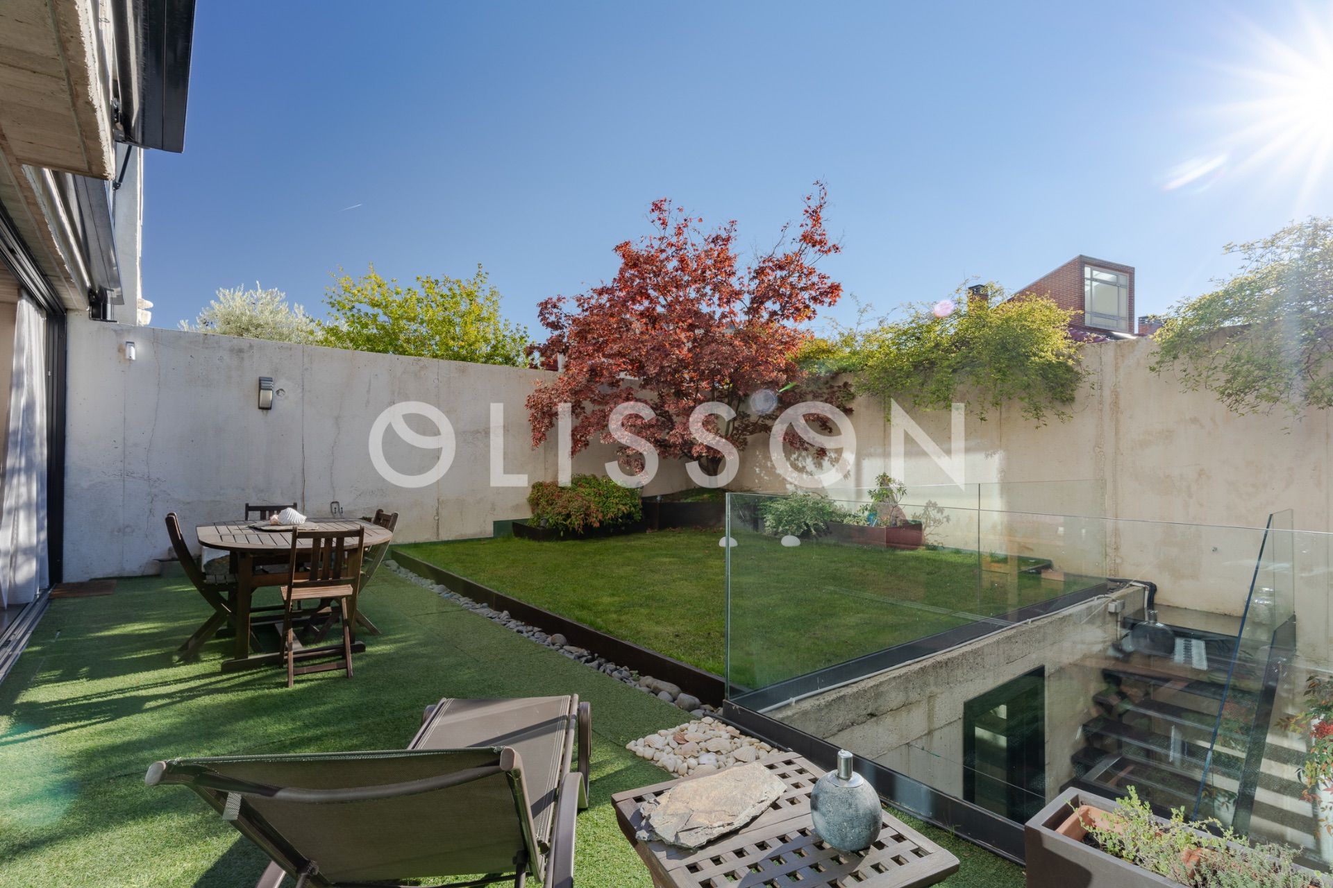 Terrassa de Casa o xalet en venda en  Madrid Capital amb Aire condicionat, Calefacció i Jardí privat