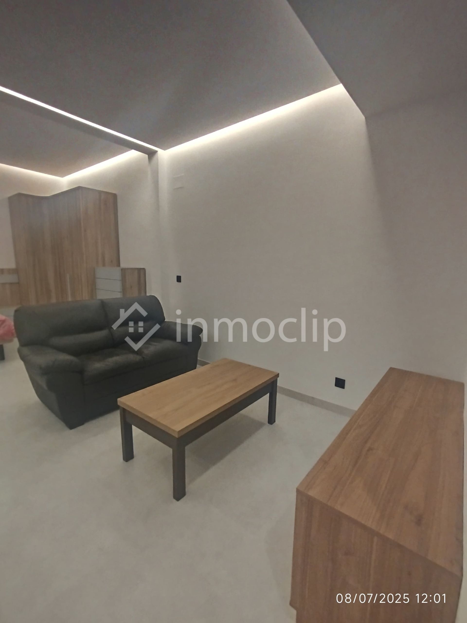 Sala d'estar de Estudi de lloguer en Salamanca Capital amb Aire condicionat, Calefacció i Moblat