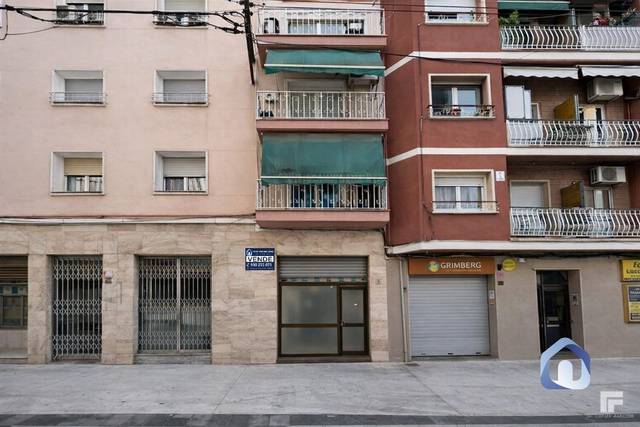 Local comercial en Venta en Calle GAIETA VINZIA en Col.legis Nous