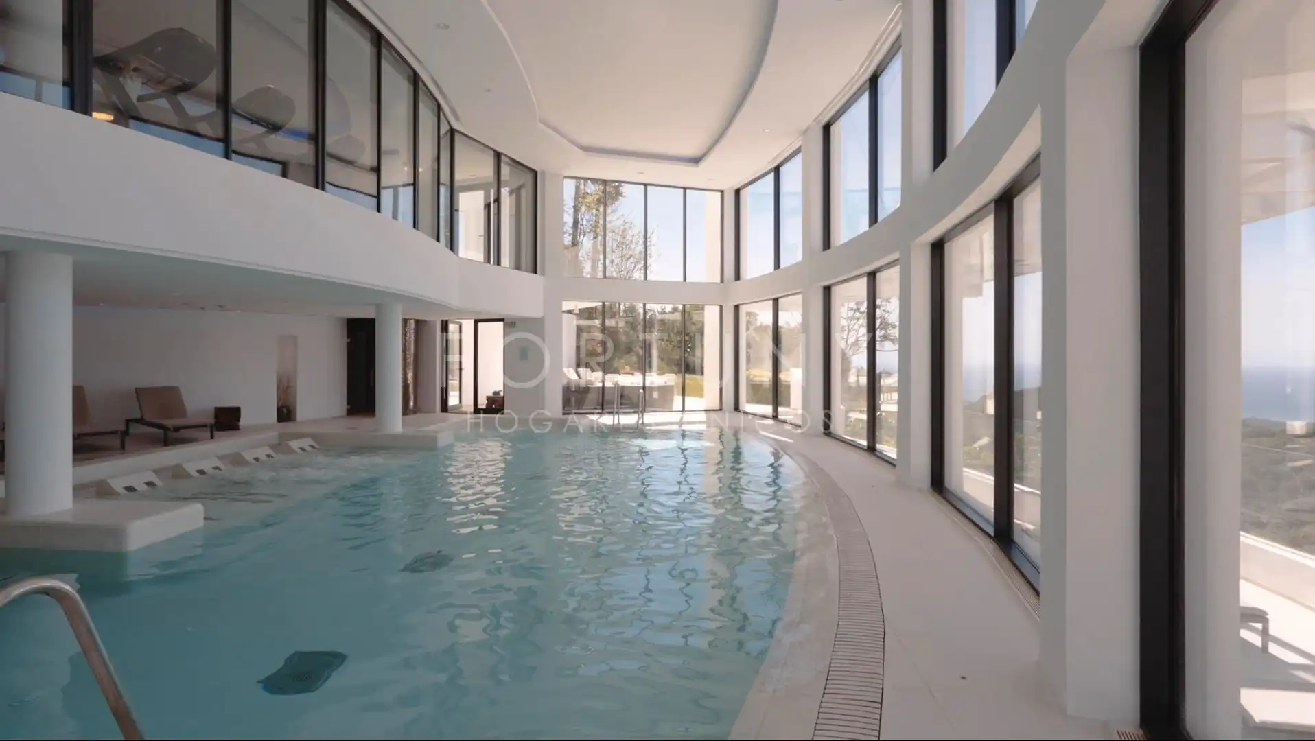 Schwimmbecken von Maisonette zum Verkauf in Ojén mit Klimaanlage, Heizung und Terrasse