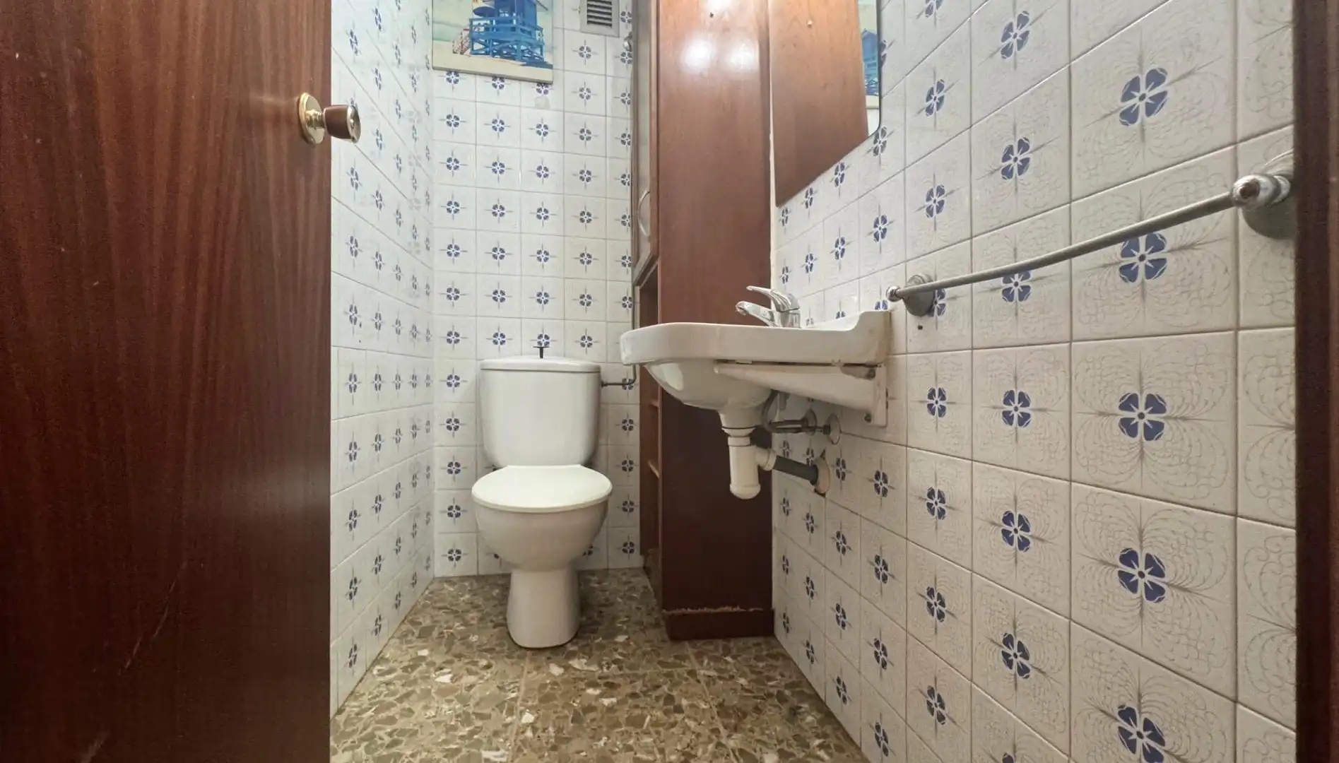 Badezimmer von Wohnungen zum Verkauf in Oliva