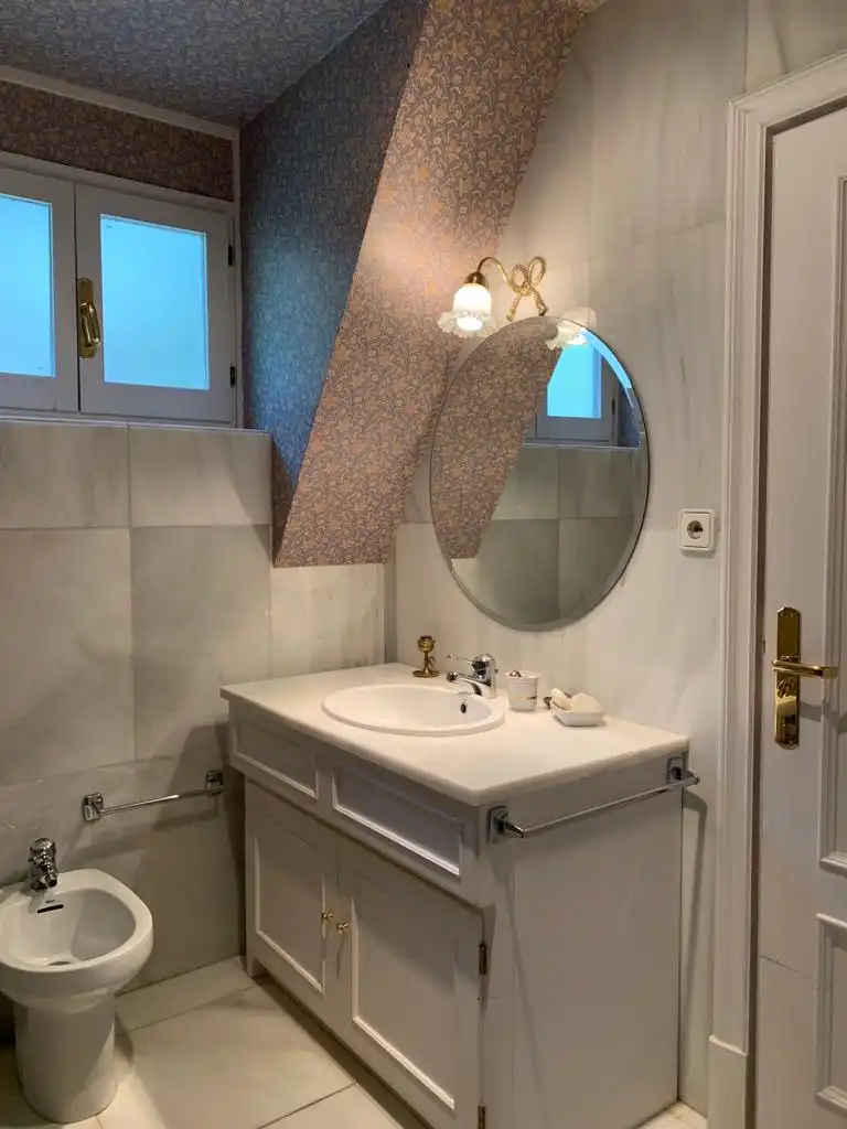Bathroom of Houses for sale in San Lorenzo de El Escorial  with Terrace, Storage room and Swimming Pool