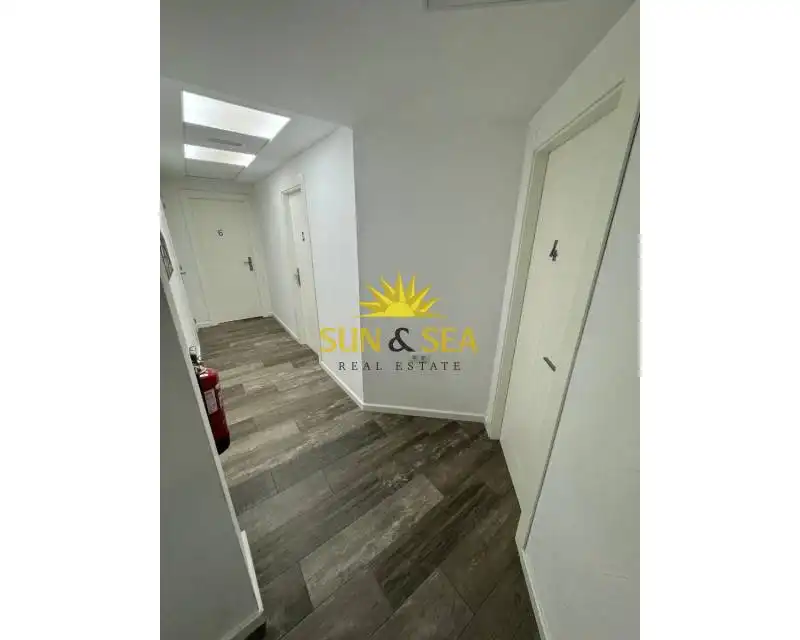 Edificio en venta en Santa Pola