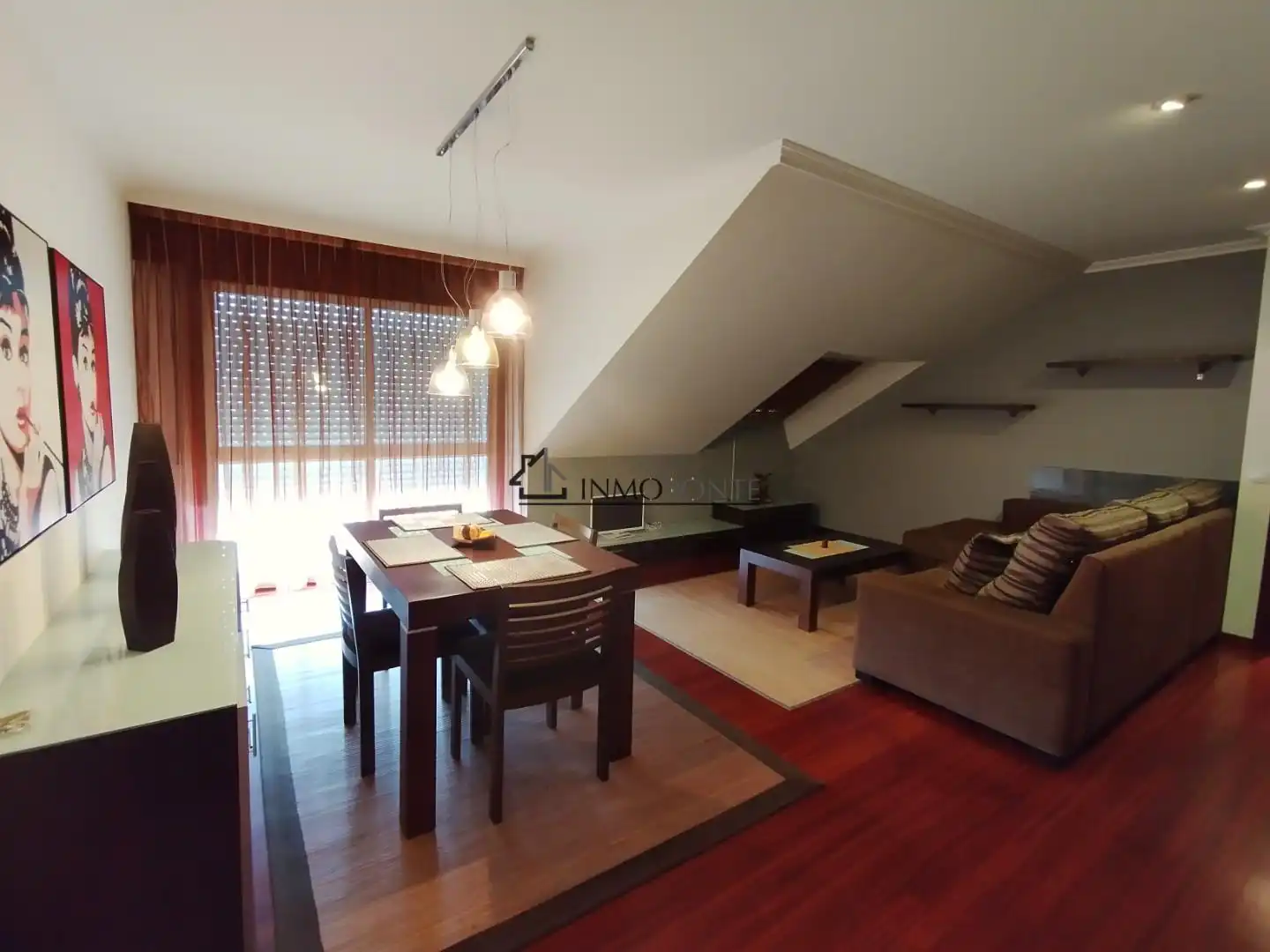 Wohnzimmer von Dachboden zum Verkauf in Pontevedra Capital  mit Heizung, Abstellraum und Möbliert