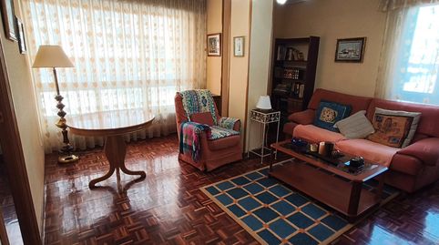 Foto 2 de Piso en venta en Calle Vitoria, 230, Gamonal - San Bruno - G9, Burgos Capital