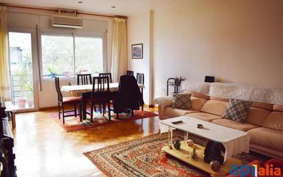 Living room of Flat for sale in  Barcelona Capital  with Parquet flooring and Storage room