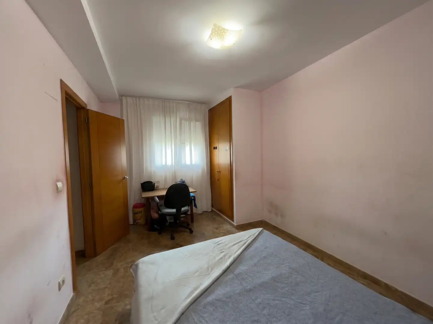 Terraced house with terrace for sale in Plaça Alfredo Krauss, imagen 5