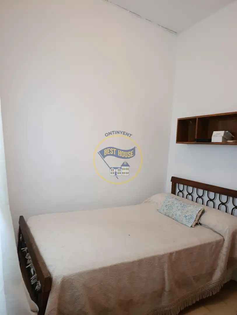 Dormitori de Casa o xalet en venda en Ontinyent amb Jardí privat, Traster i Piscina