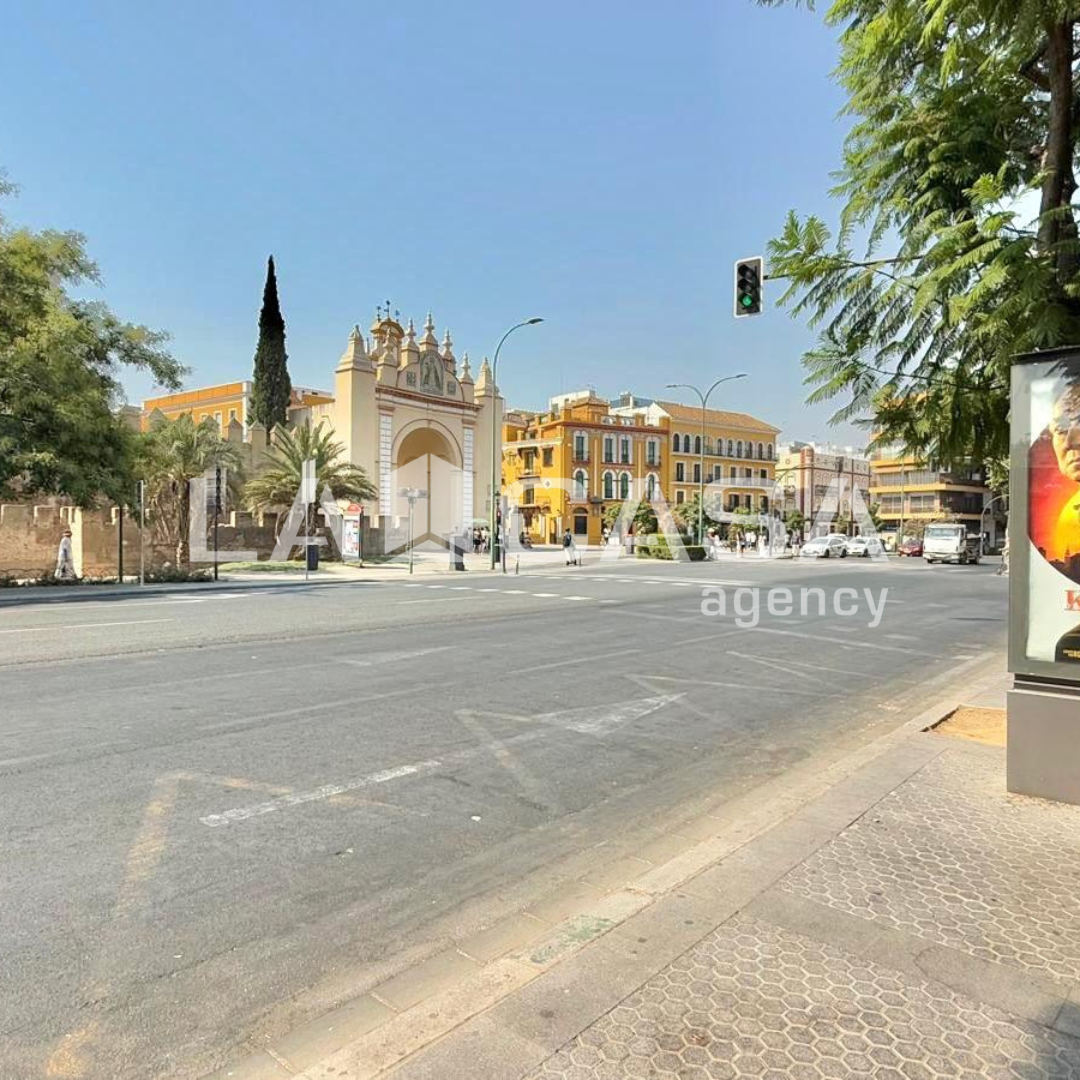 Vista exterior de Pis en venda en  Sevilla Capital