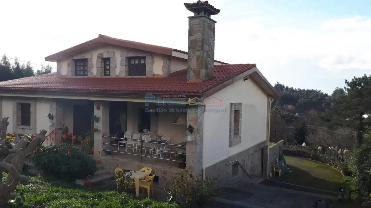 Vista exterior de Casa o chalet en venta en Fene con Calefacción, Jardín privado y Amueblado