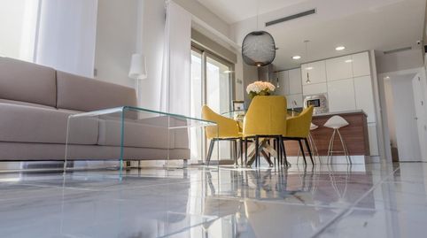 Villa contemporánea de 3 dormitorios con piscina privada y solárium en Villamartín, imatge 4