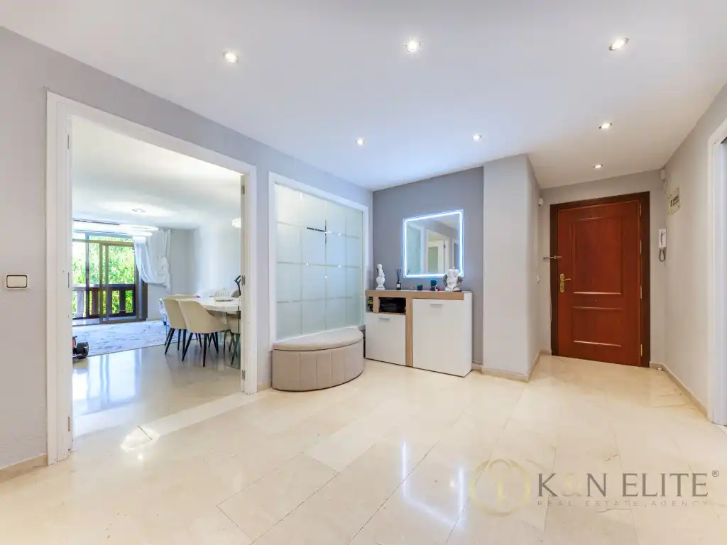 Flat with pool for sale in Avenida Aiguera, imagen 16