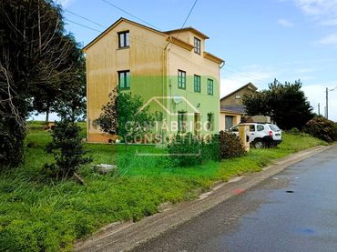 Casa en venta en Castropol