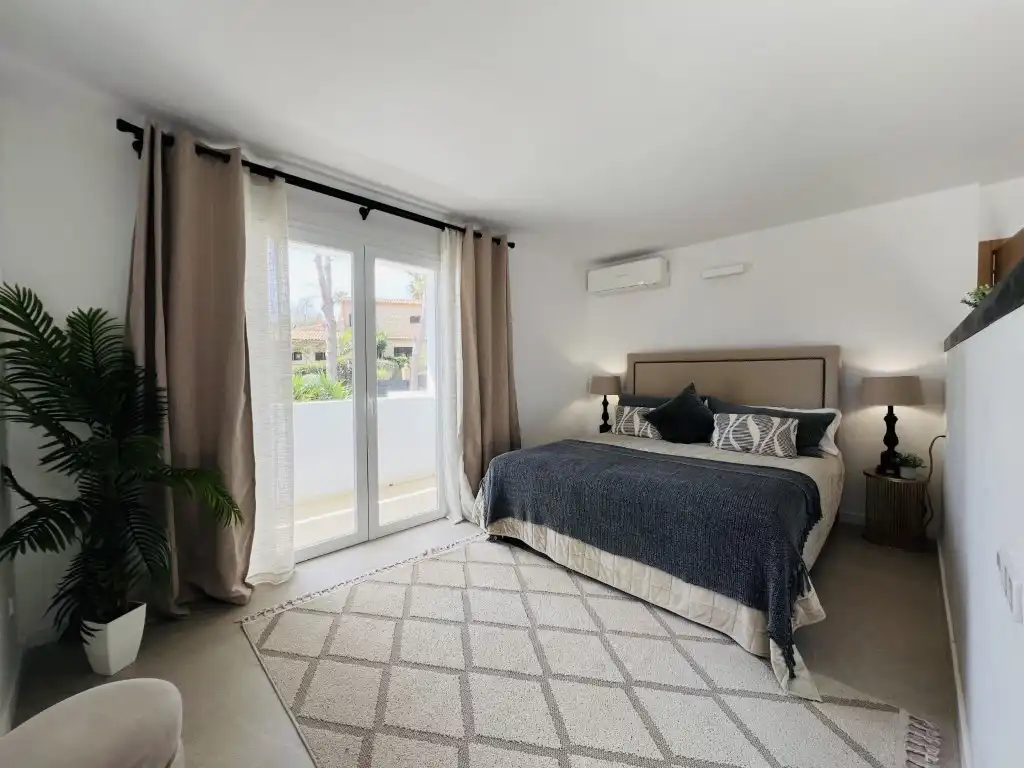 Bedroom of Houses for sale in Calvià  with Air Conditioner, Heating and Private garden