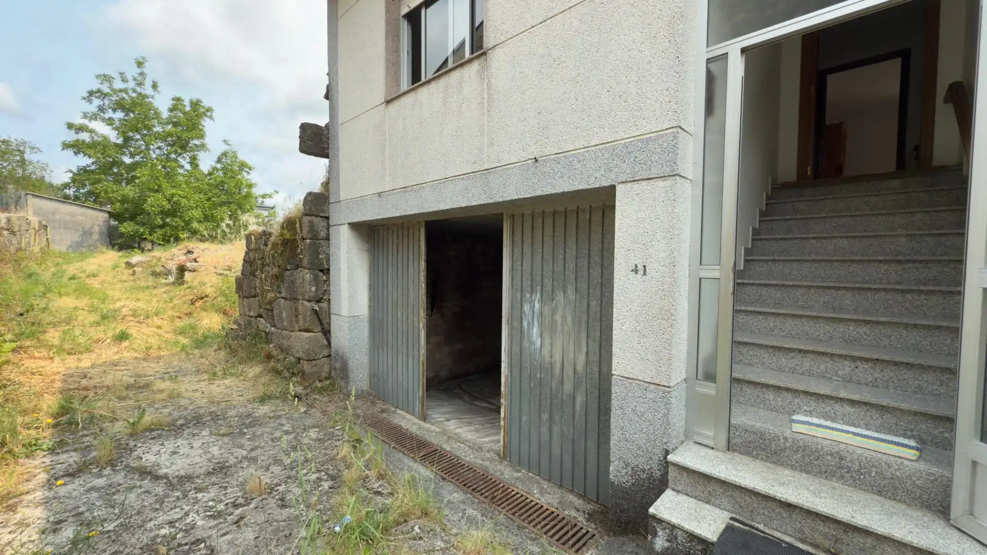 Vista exterior de Casa o chalet en venta en Avión con Calefacción, Jardín privado y Trastero