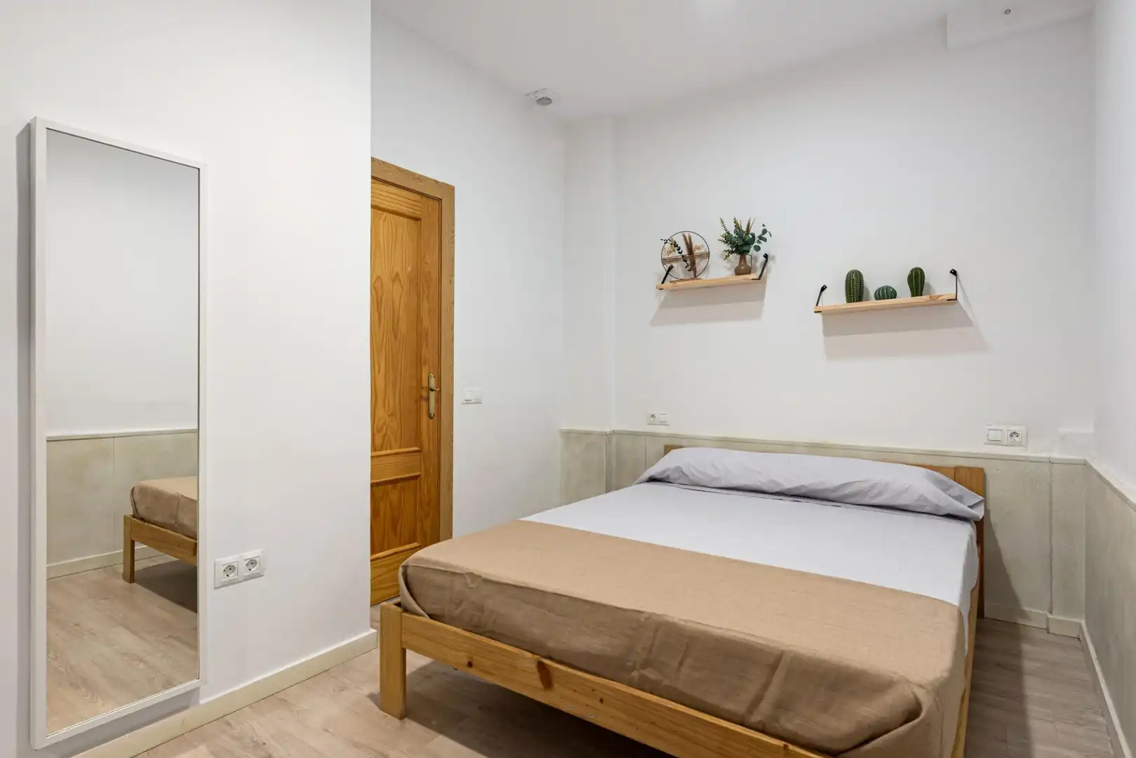 Bedroom of Ground floor for sale in Málaga  with Air Conditioner, Parquet flooring and Furnished