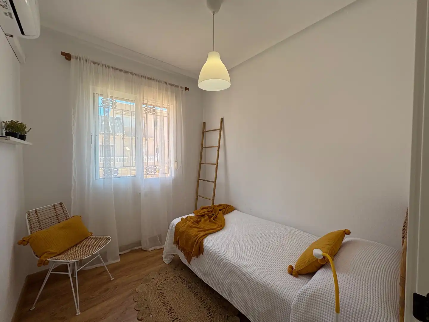 Bedroom of Detached homes for sale in Orihuela  with Air Conditioner, Heating and Terrace