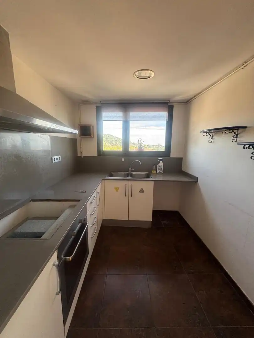 Cuina de Pis en venda en Sant Andreu de Llavaneres amb Aire condicionat, Calefacció i Balcó