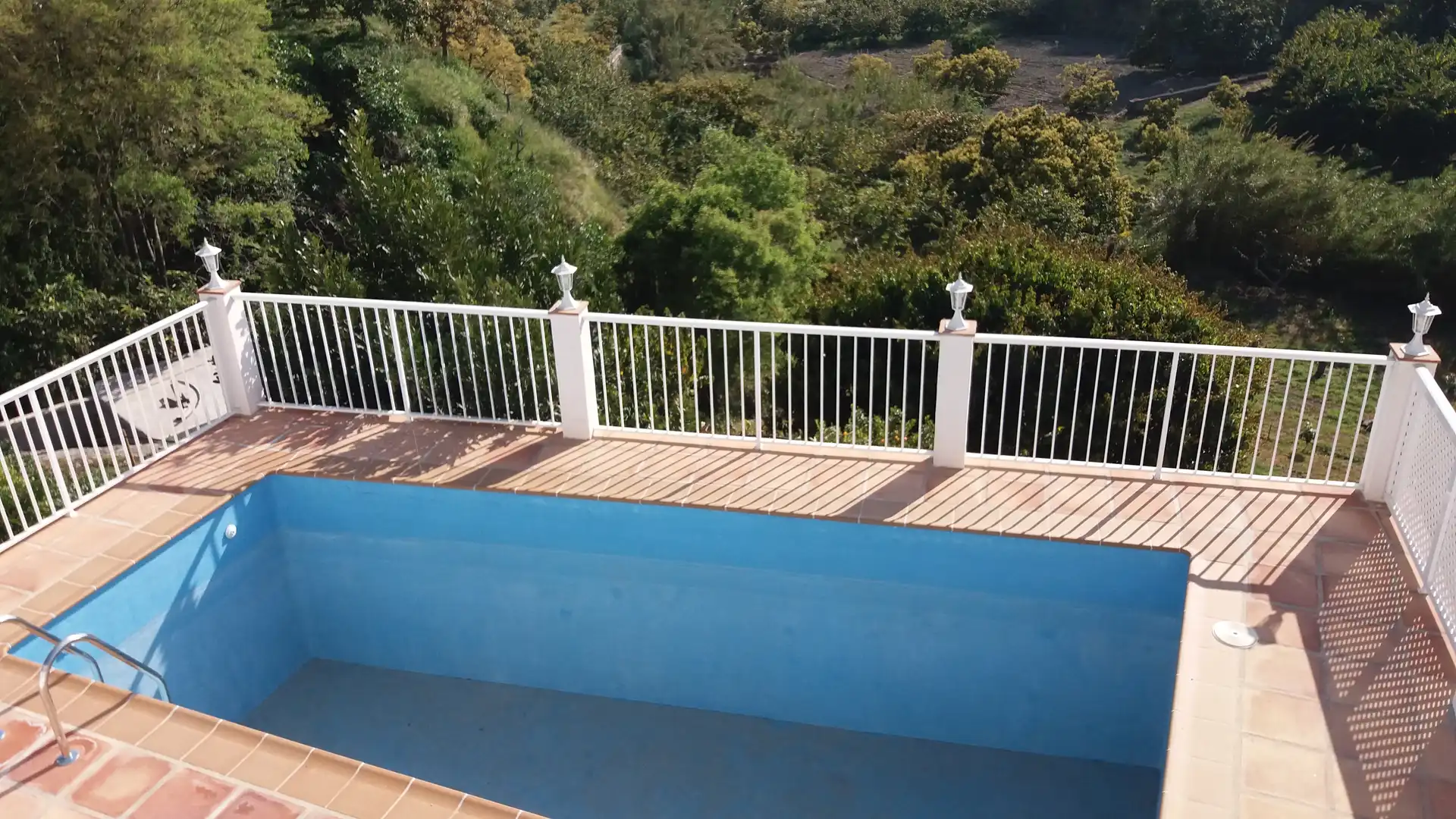 Piscina de Casa adosada en venta en Almuñécar con Terraza, Piscina y Amueblado