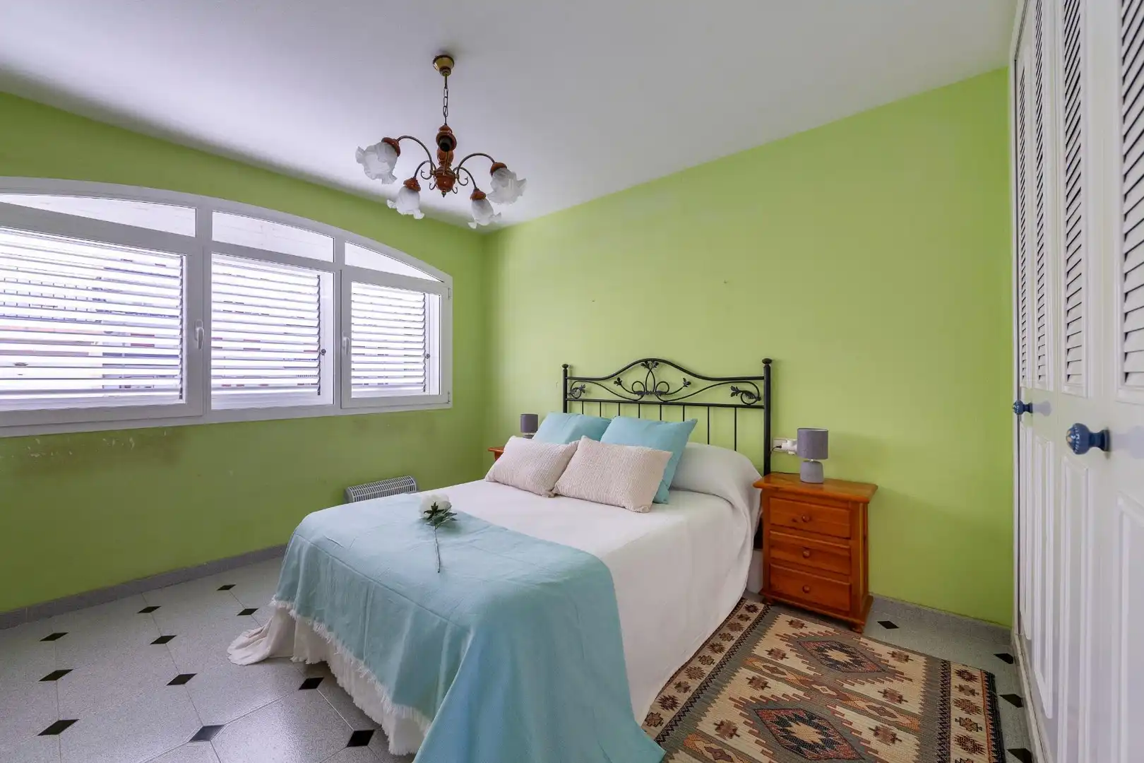 Haus mit Pool zum Verkauf in Calle ISLA DE JAVA(AS) 3, imagen 18