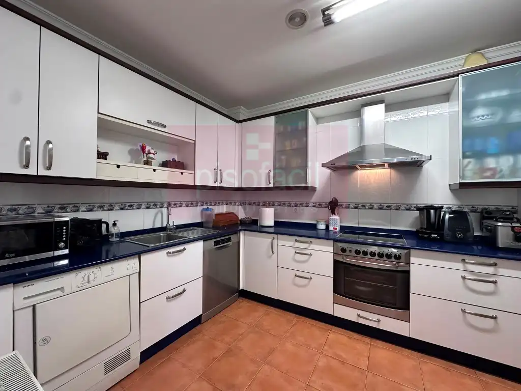 Kitchen of Flat for sale in Lugo