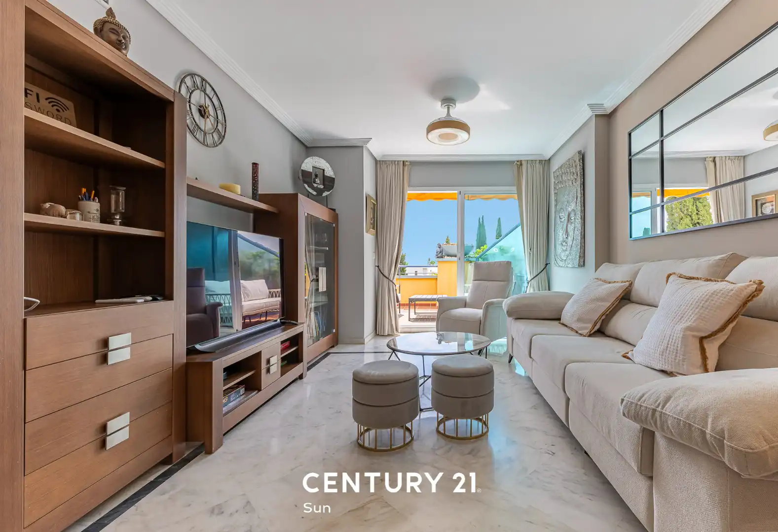 Living room of Attic for sale in Marbella  with Air Conditioner, Heating and Terrace