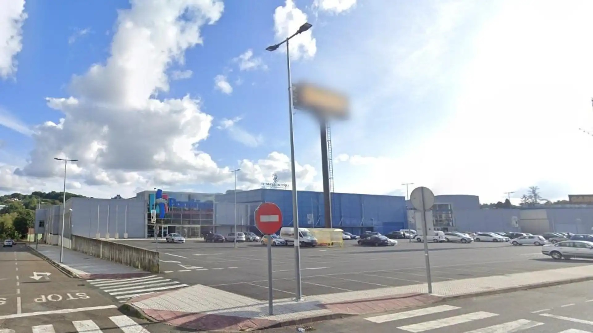 Local en venta en FEIRA DO VENTO, 2, Lalín