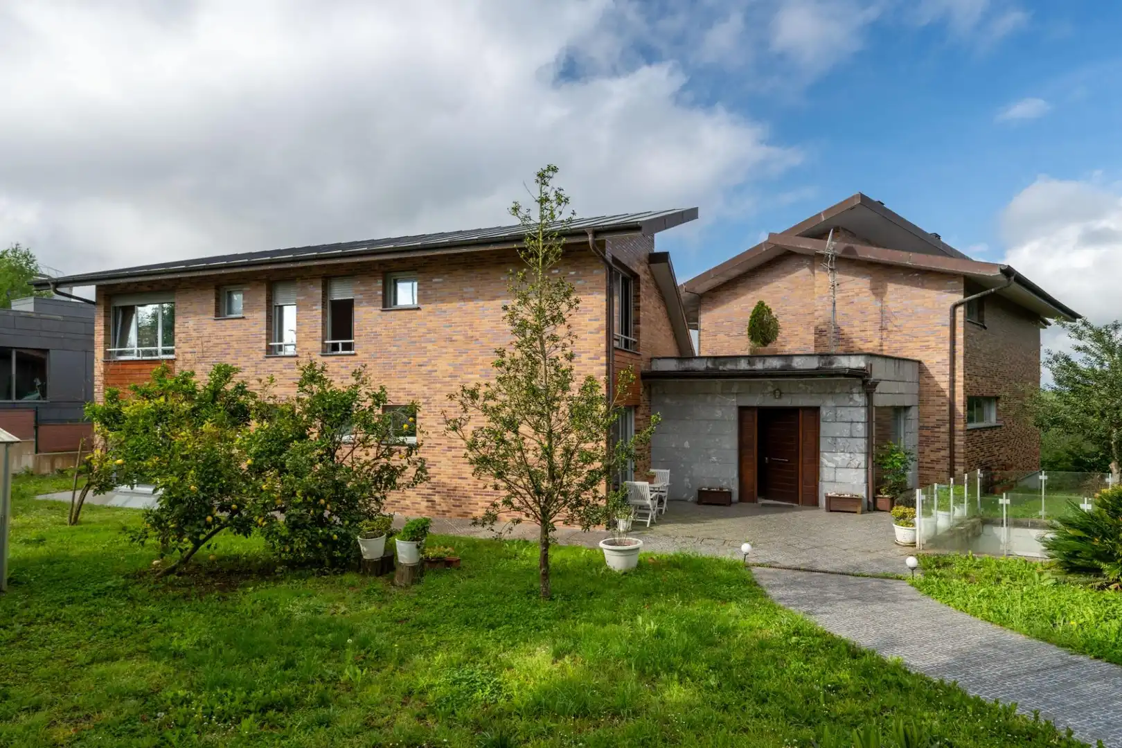 Exterior view of Houses for sale in Donostia - San Sebastián   with Heating, Private garden and Terrace