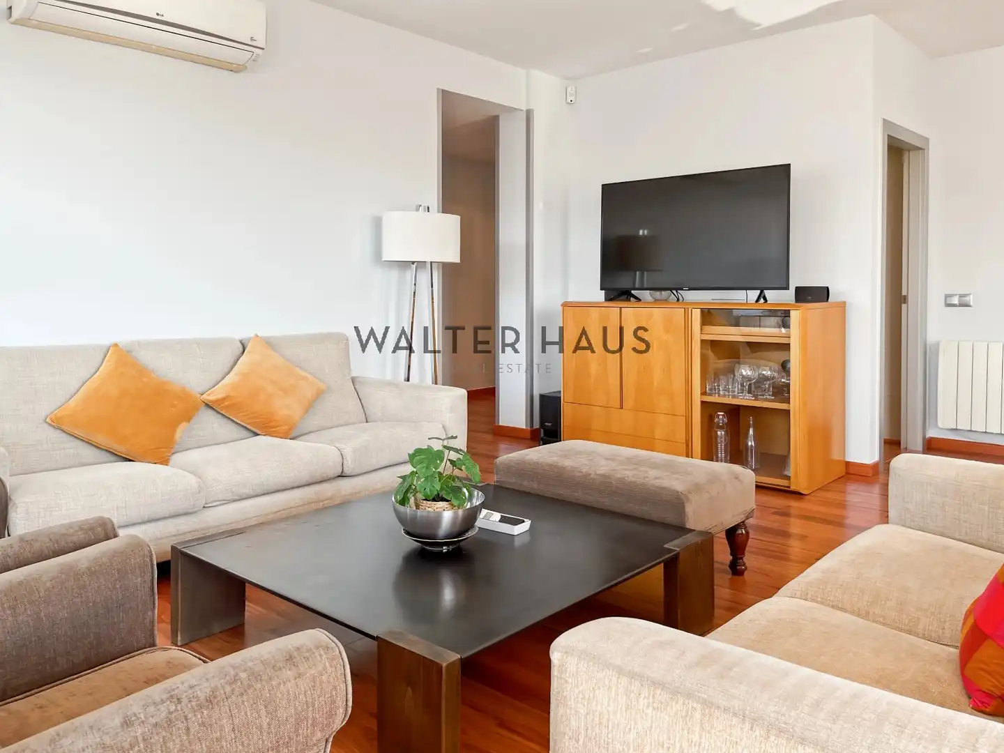 Wohnzimmer von Wohnung zur Miete in Barcelona mit Klimaanlage, Heizung und Möbliert