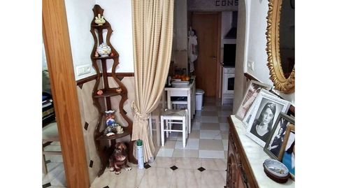 Foto 5 de Casa adosada en venda a Calle Cossi, Beniopa - Sant Pere, Gandia