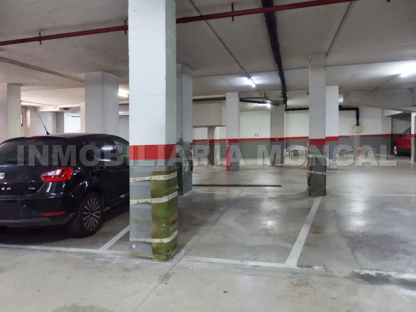 Aparcament de Garatge en venda en Sant Boi de Llobregat