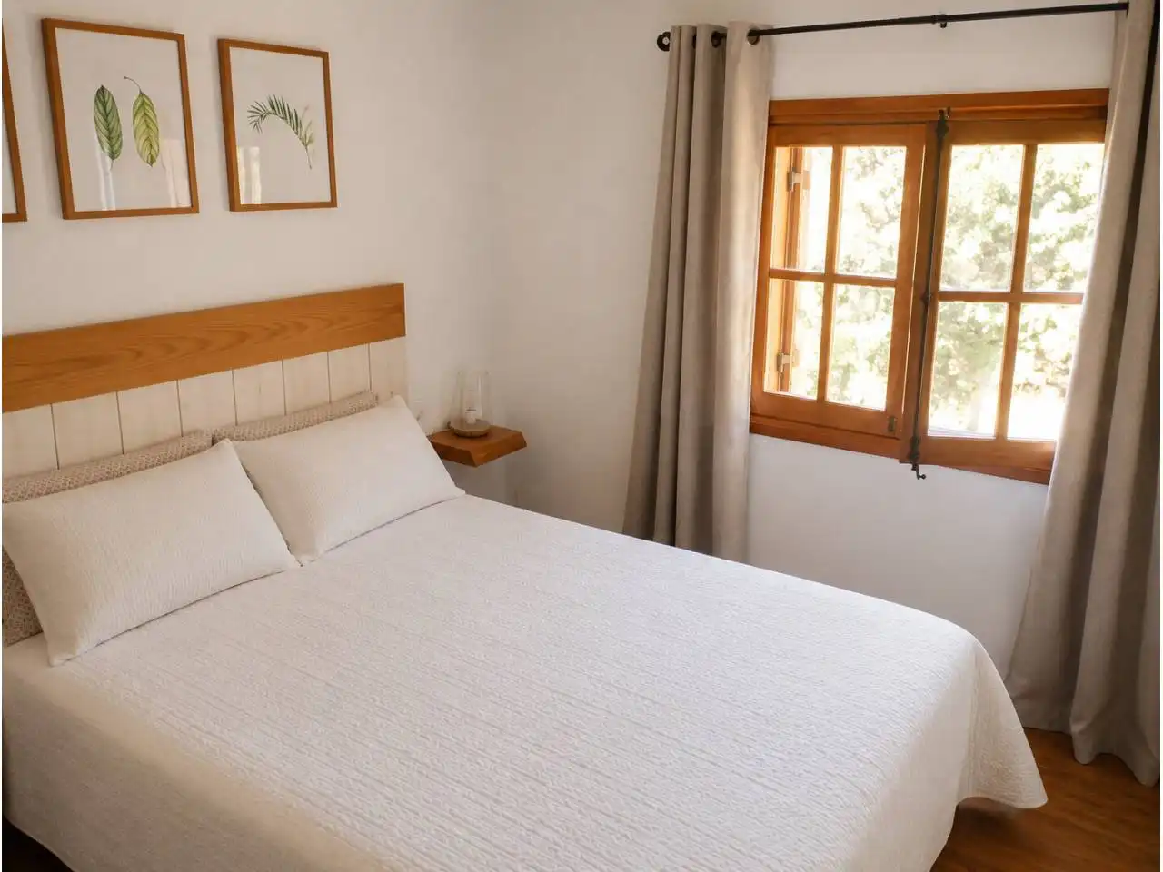 Dormitori de Casa o xalet en venda en La Vall de Bianya