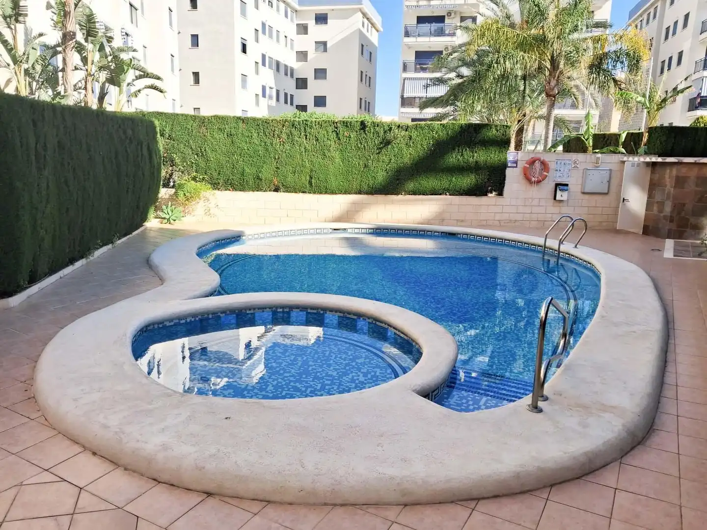 Piscina de Àtic en venda en Guardamar de la Safor amb Aire condicionat, Jardí privat i Terrassa