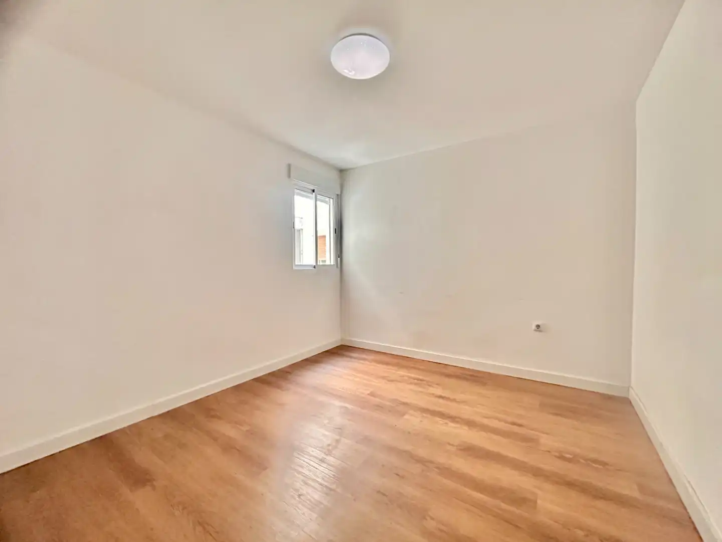 Bedroom of Flat for sale in Mislata  with Balcony