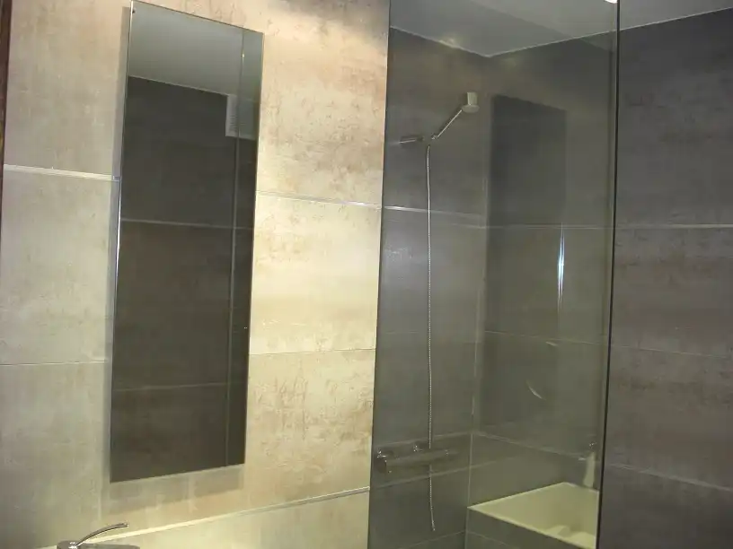 Badezimmer von Maisonette zur Miete in Torrelodones mit Heizung, Privatgarten und Möbliert