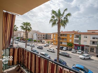 Vista exterior de Pis en venda en Vélez-Málaga amb Calefacció i Terrassa