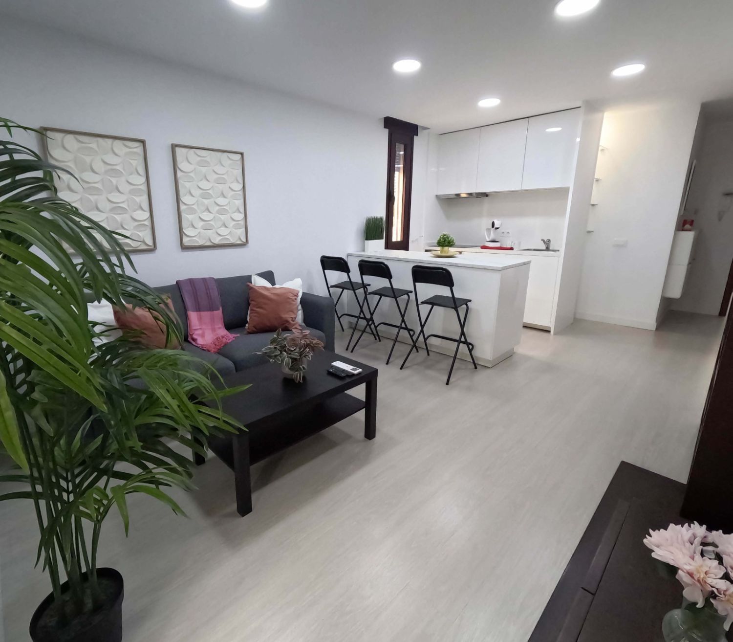 Living room of Flat for sale in  Santa Cruz de Tenerife Capital  with Air Conditioner and Storage room