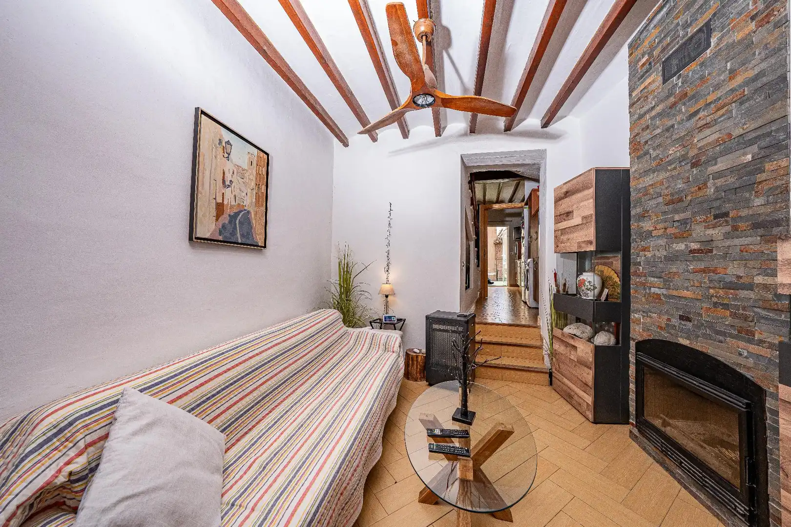 Sala d'estar de Casa o xalet en venda en Polop amb Aire condicionat i Terrassa