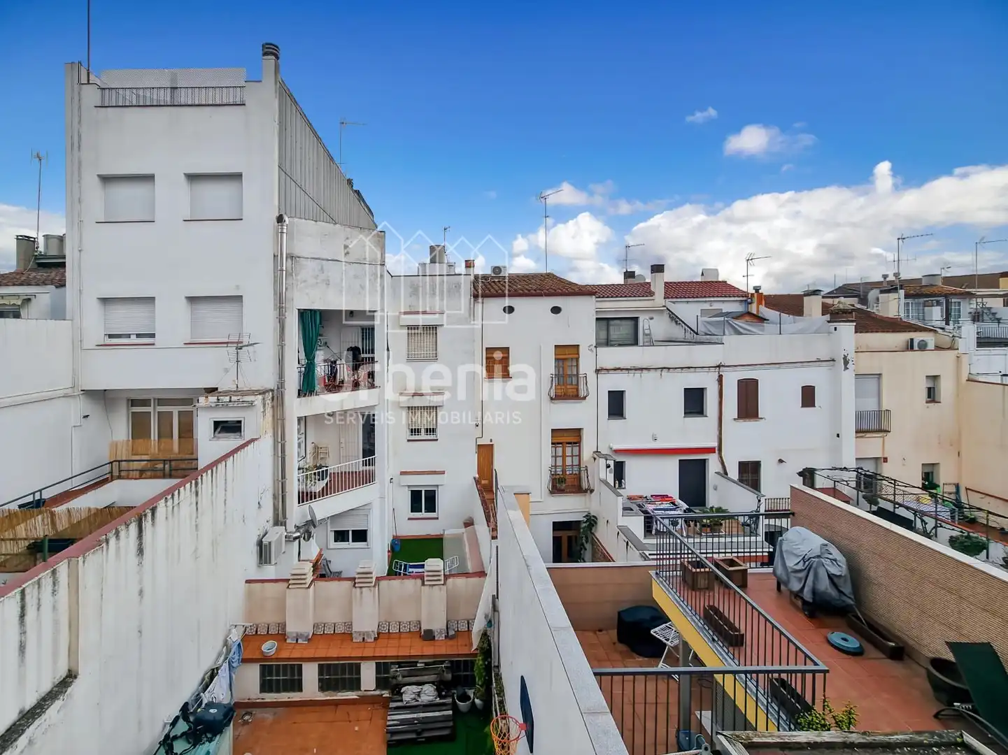 Vista exterior de Pis en venda en Mataró amb Aire condicionat i Calefacció